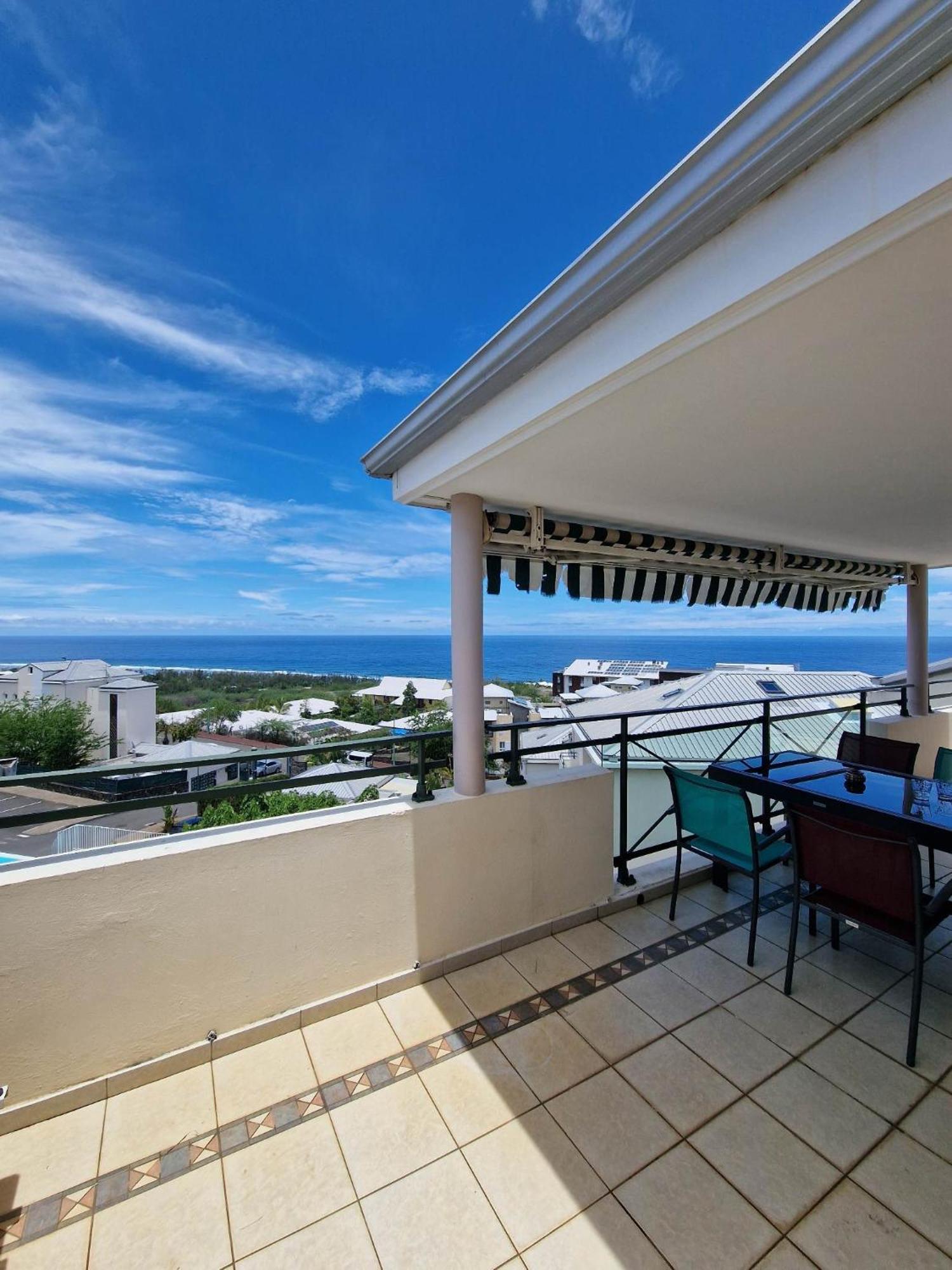 Appartement Villa Sur Le Toit, Vue Mer Saint-Gilles-les-Bains Exterior foto